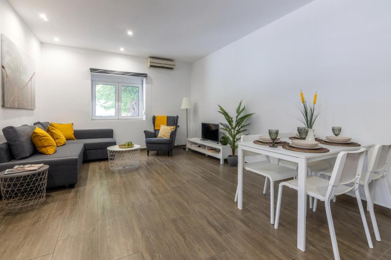 Elegant City Apartment Ираклио Екстериор снимка